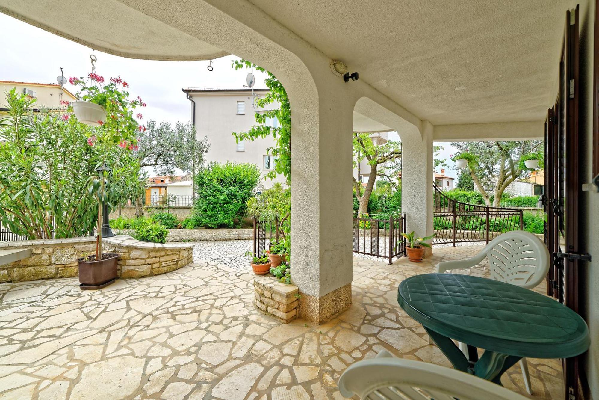 Guest House Jolanda Medulin Exterior photo